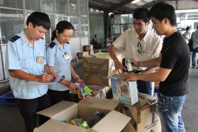 Trung tâm Kỹ thuật 3 và Hải quan TP.HCM phối hợp kiểm tra hàng hóa